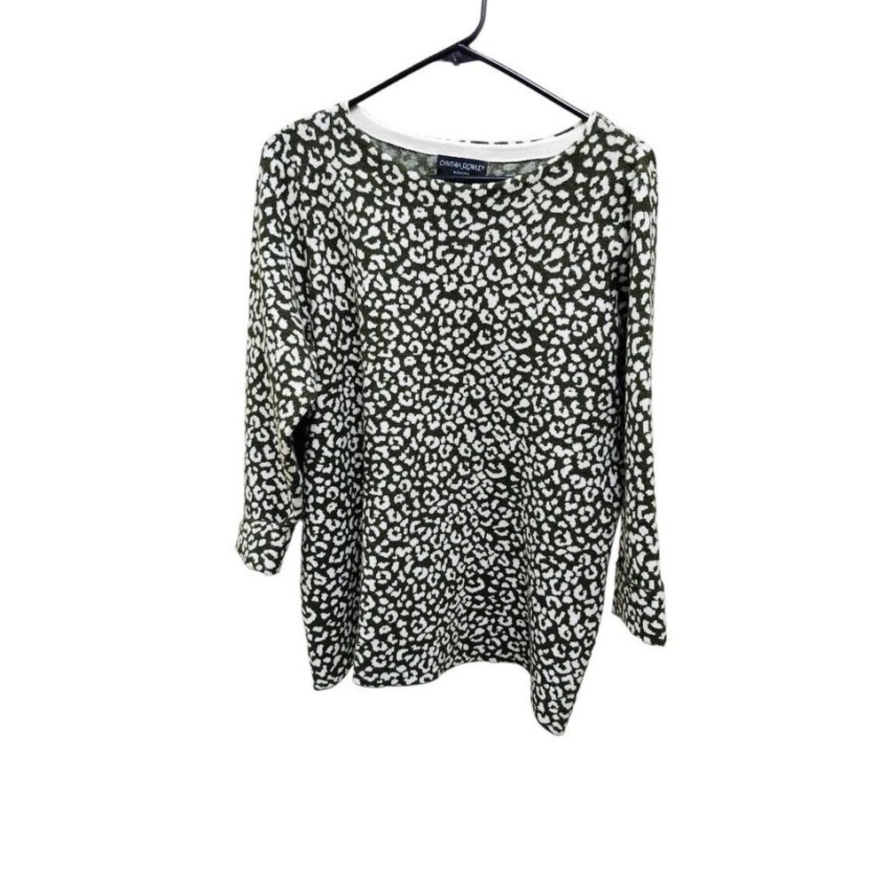 Cynthia Rowley Size 1X Olive Green Animal Print Sweater Cheetah Leopard